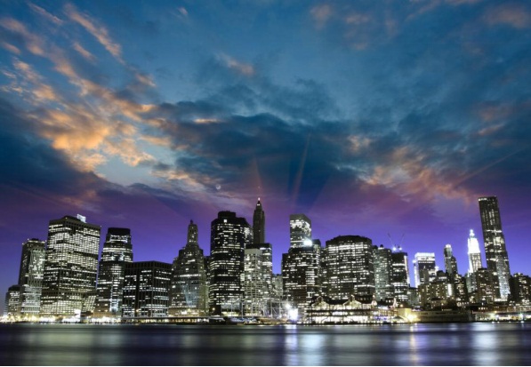 A photo of Manhattan Island at Night