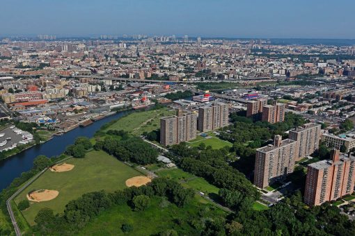 A photo of Soundview Park located next door to Lafayette Towers Nelson Apartments